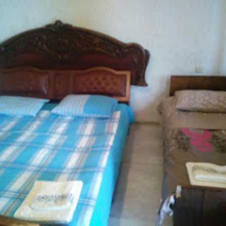 Guesthouse Maria ساربي الغرفة الصورة